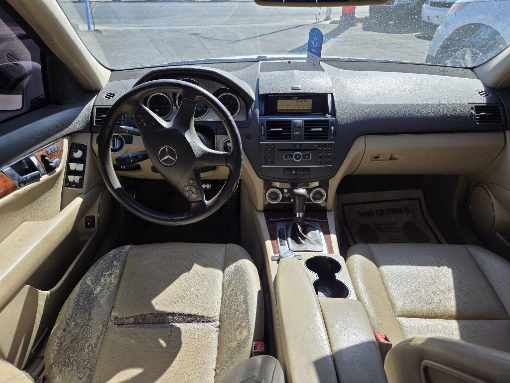 Mercedes-Benz C-Class C300 Luxury Sedan 2011