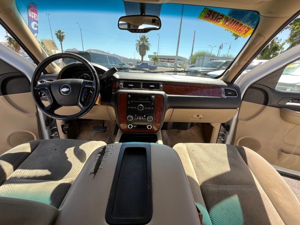 Chevrolet Suburban LS 1500 2WD 2008