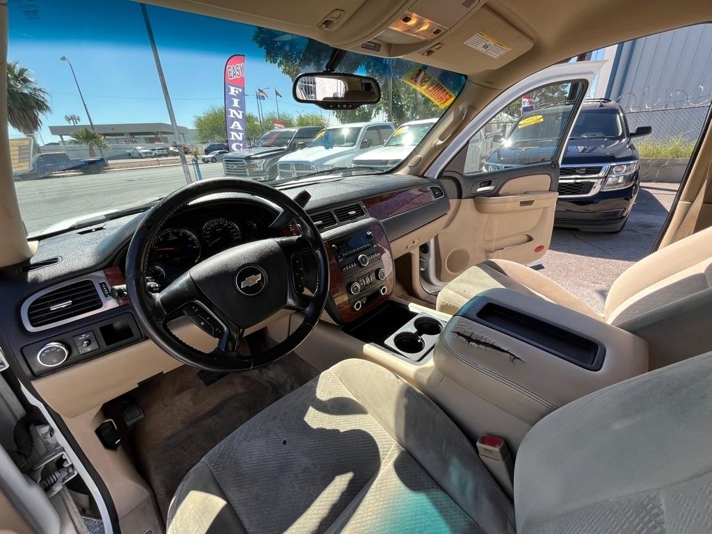 Chevrolet Suburban LS 1500 2WD 2008