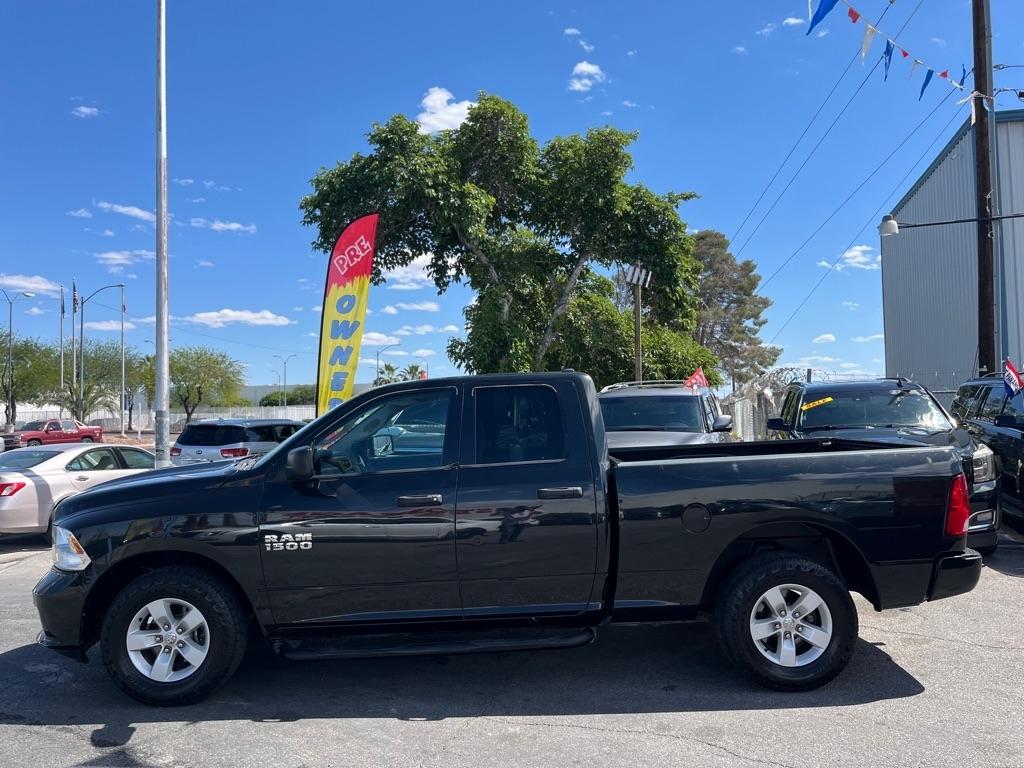 RAM 1500 Tradesman Quad Cab 2WD 2018