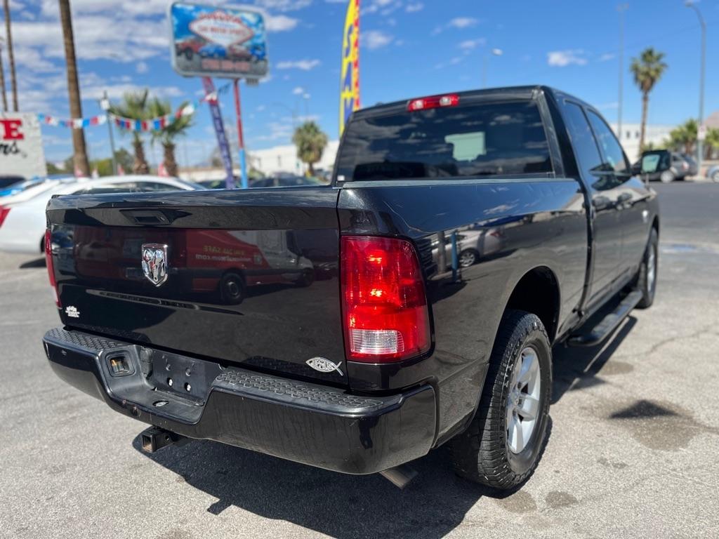 RAM 1500 Tradesman Quad Cab 2WD 2018