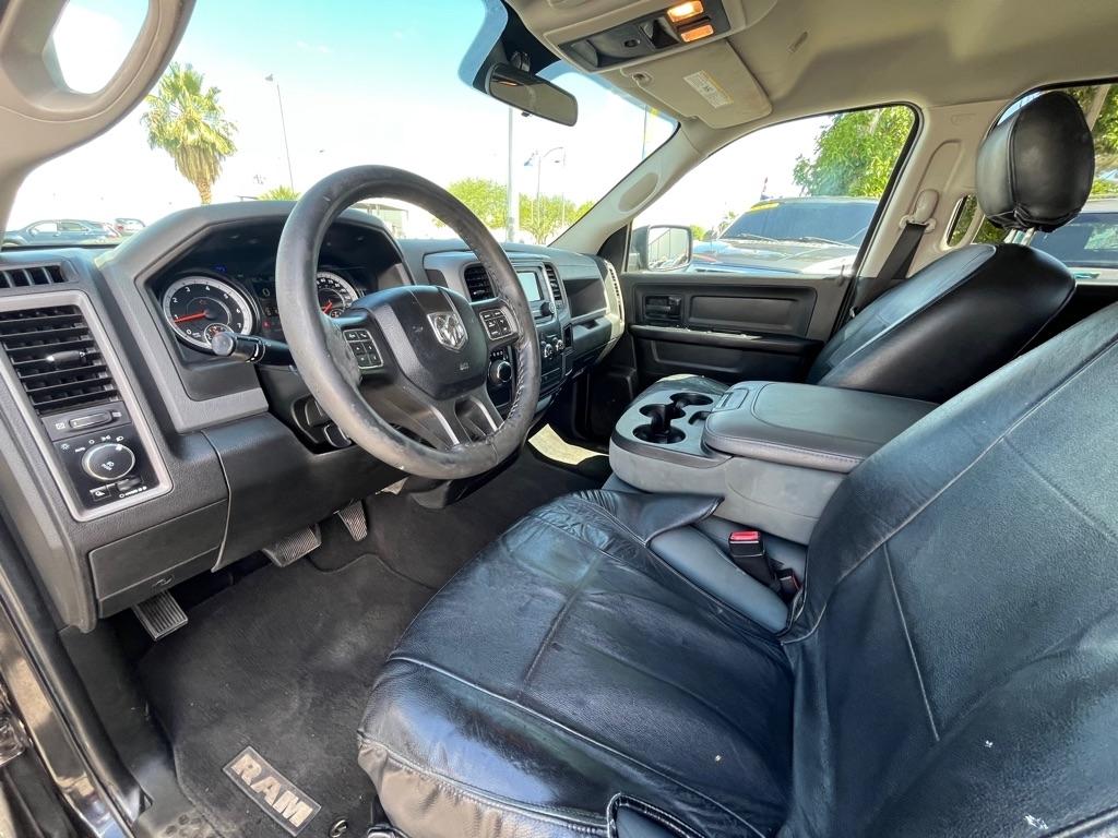 RAM 1500 Tradesman Quad Cab 2WD 2018