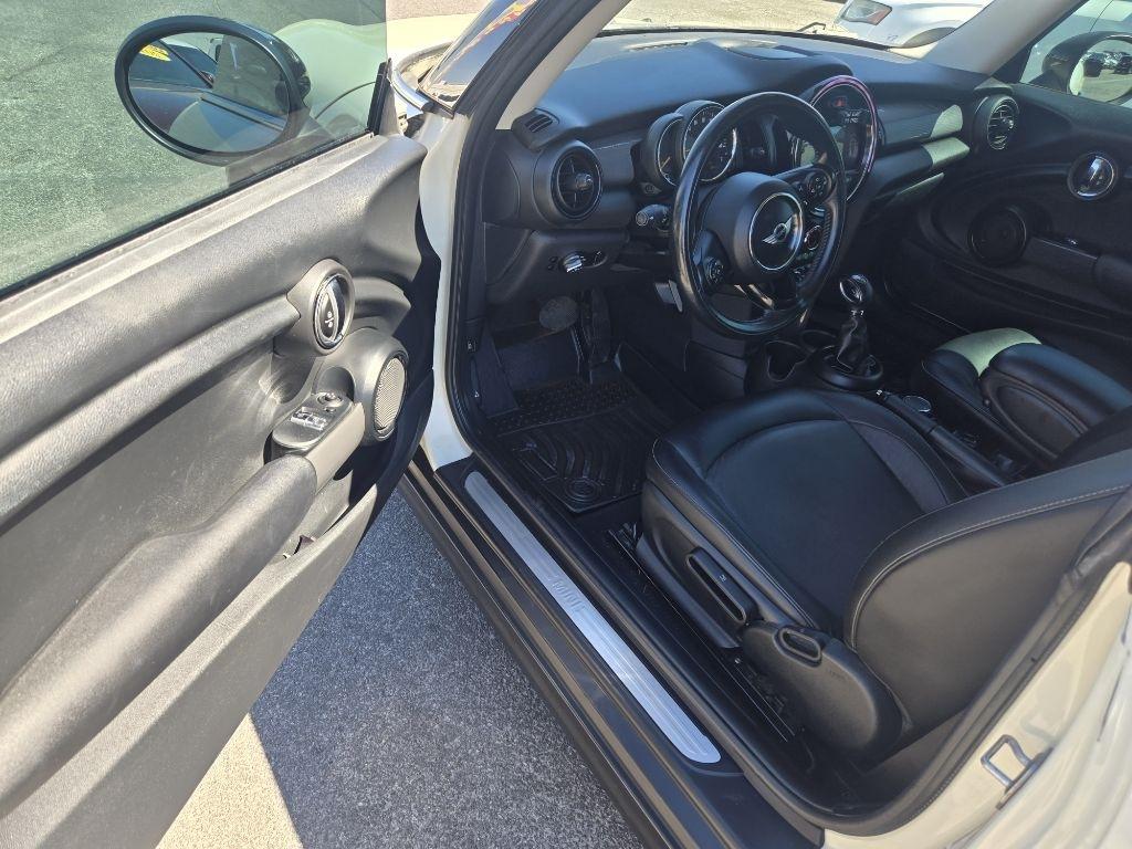 MINI Cooper 3-Door 2017
