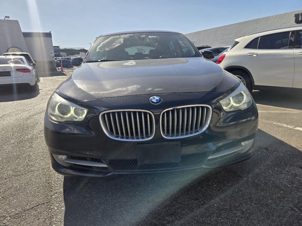 BMW 5-Series Gran Turismo 550xi 2010