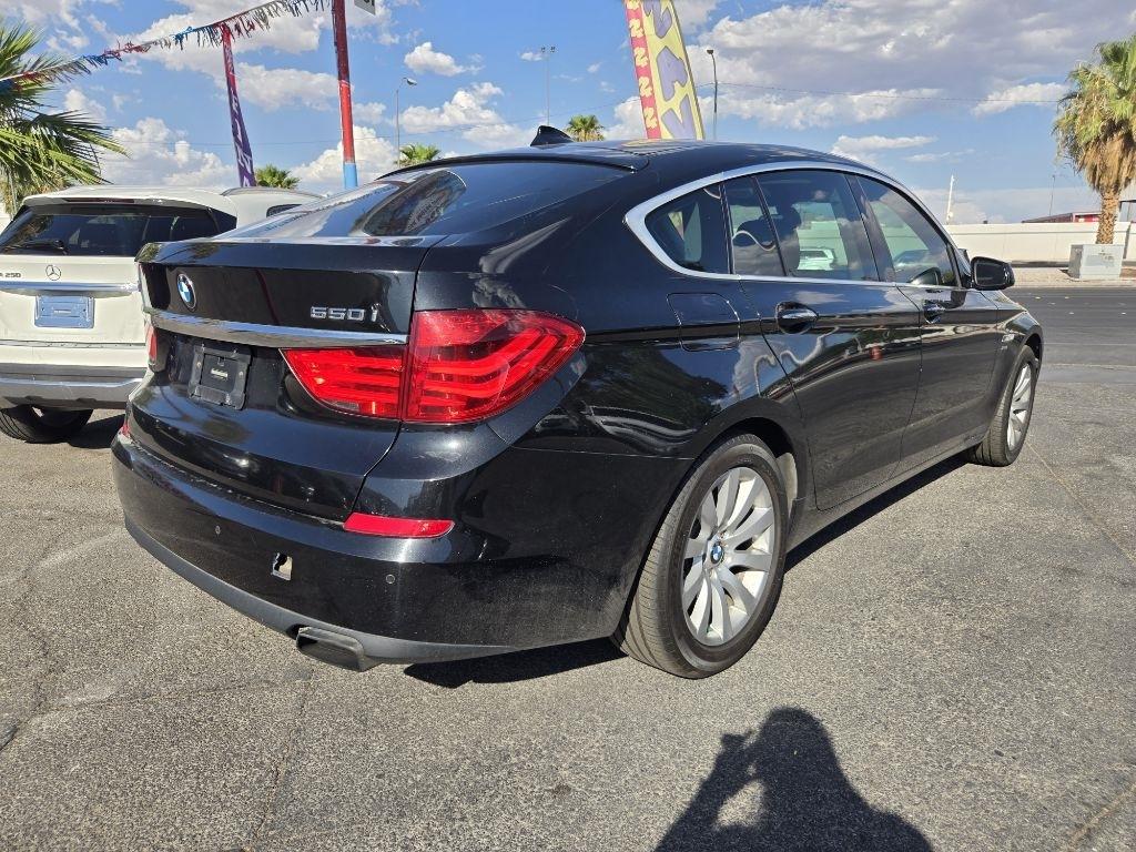 BMW 5-Series Gran Turismo 550xi 2010