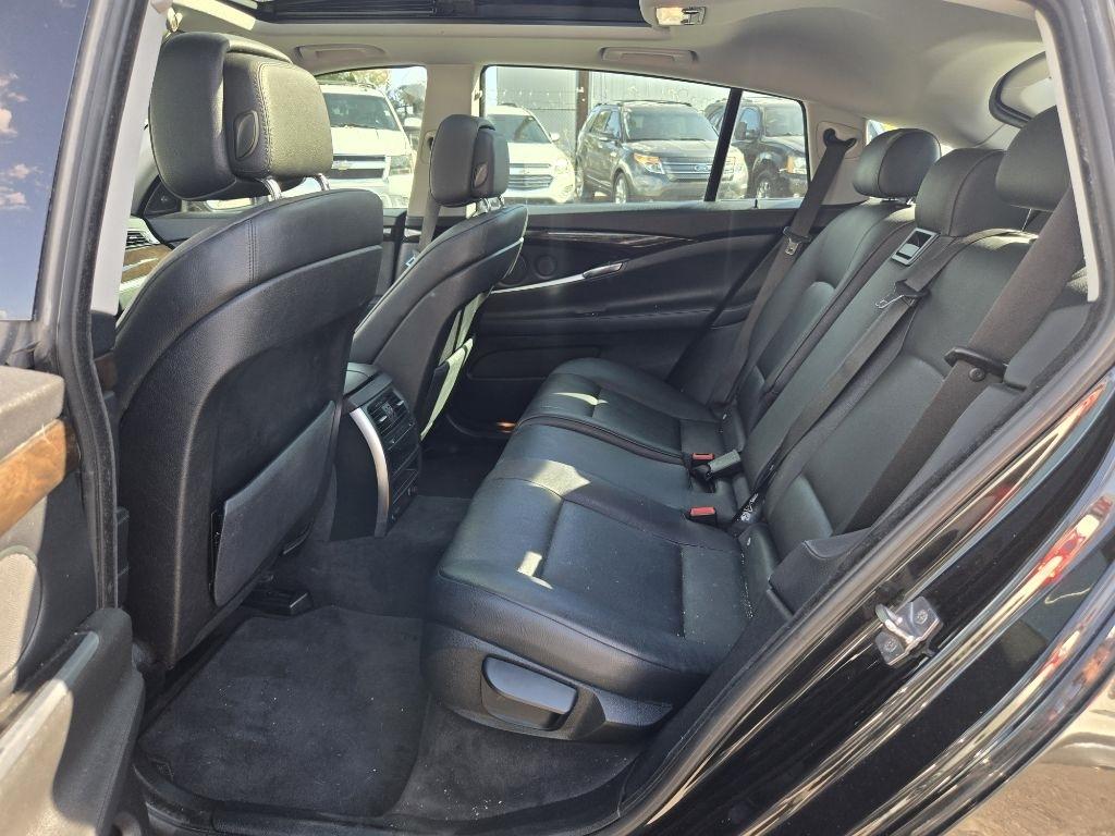 BMW 5-Series Gran Turismo 550xi 2010