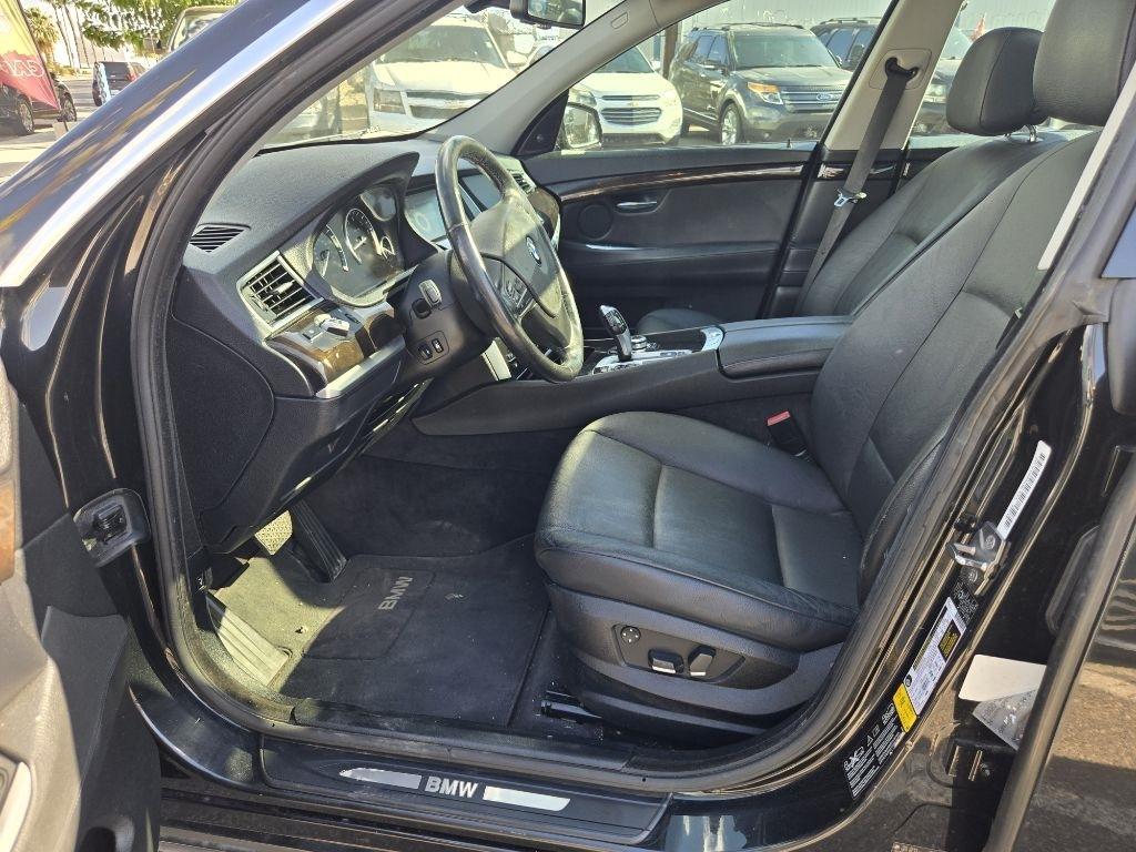 BMW 5-Series Gran Turismo 550xi 2010