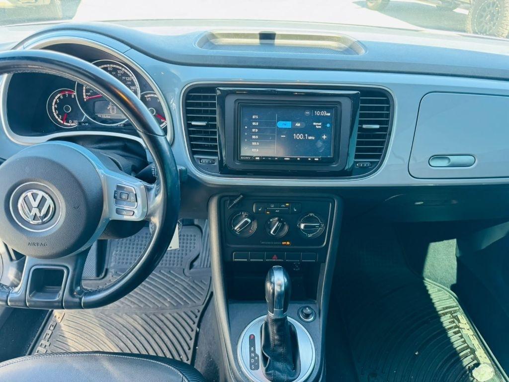 Volkswagen Beetle 1.8T PZEV Convertible 2015