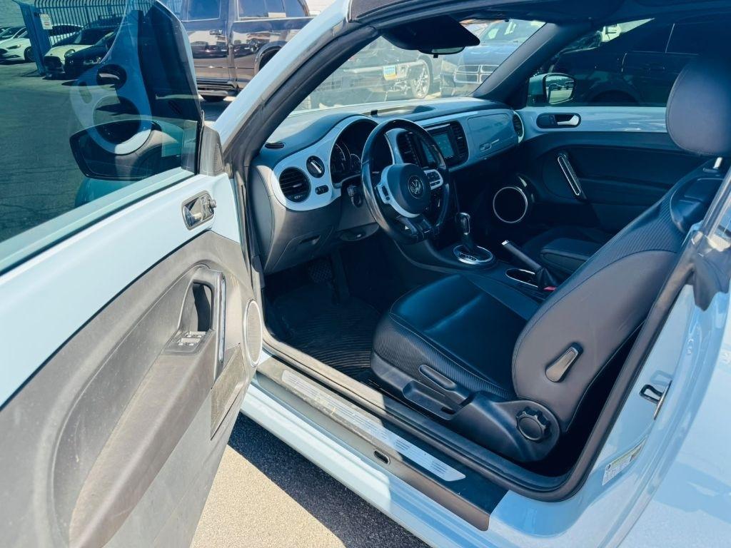 Volkswagen Beetle 1.8T PZEV Convertible 2015