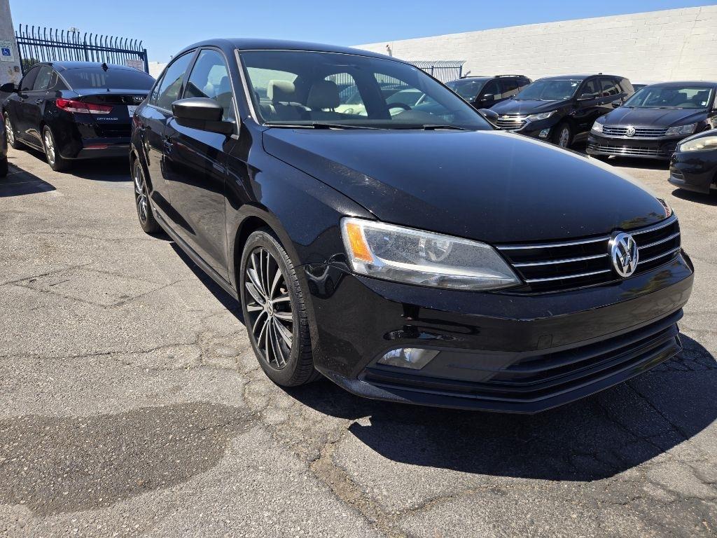 Volkswagen Jetta SE 6A 2016