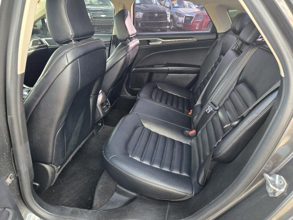 Ford Fusion SEL 2020