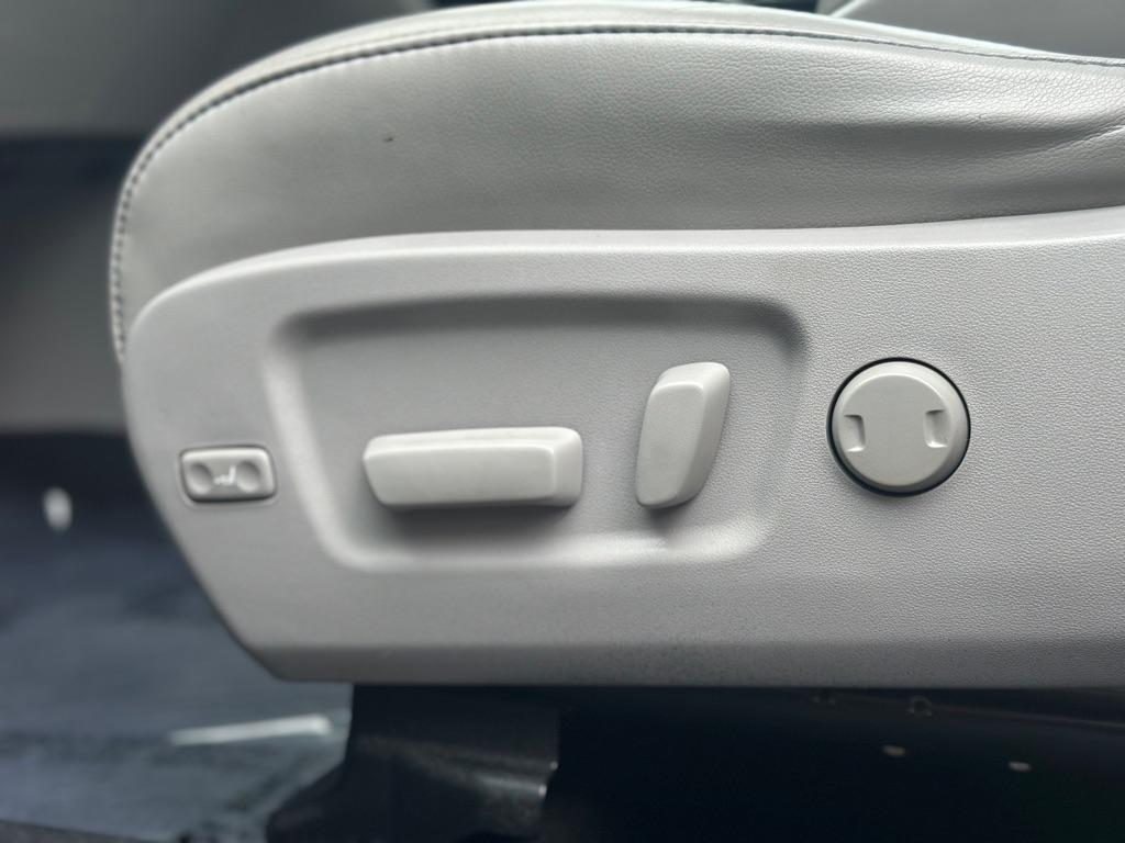 Toyota Highlander XLE FWD V6 2018