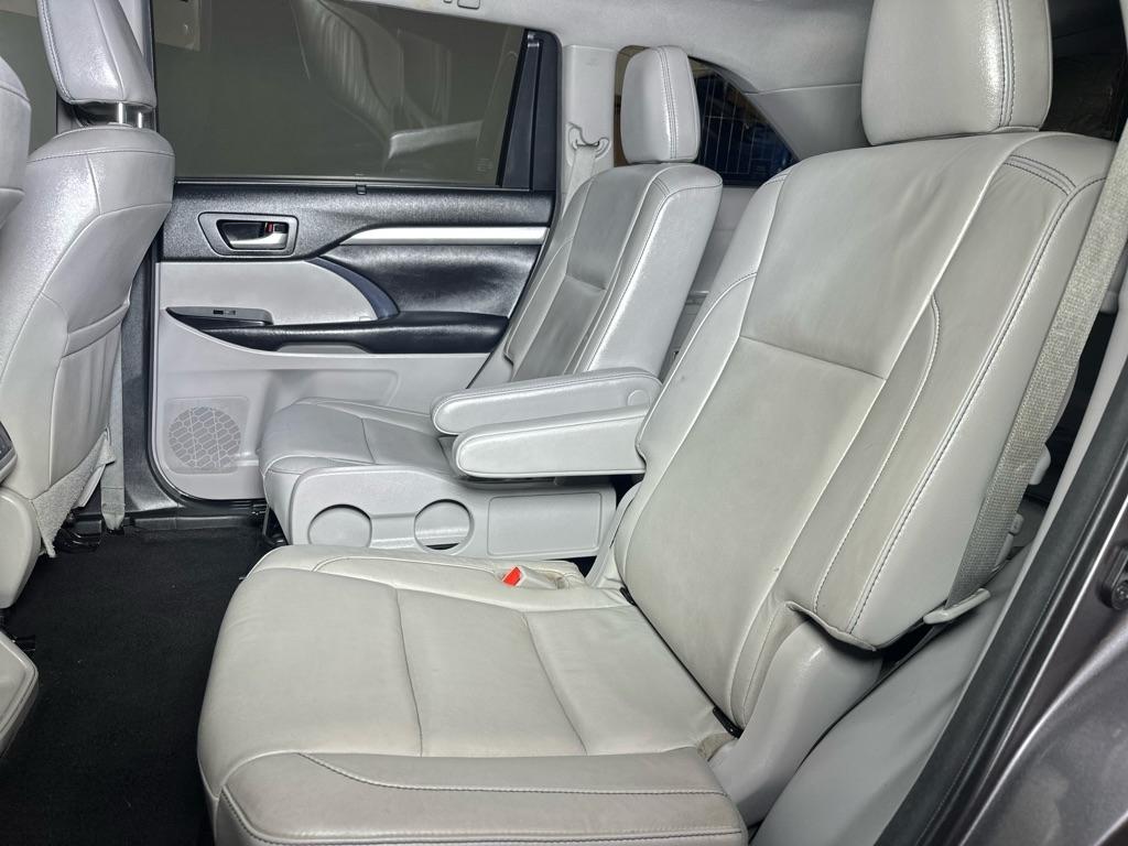 Toyota Highlander XLE FWD V6 2018