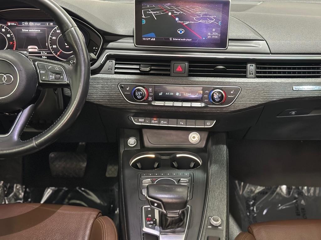 Audi A4 2.0T Premium Plus quattro Sedan 2017