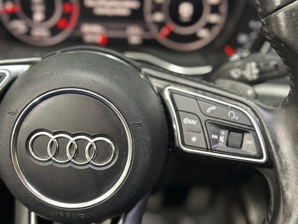 Audi A4 2.0T Premium Plus quattro Sedan 2017