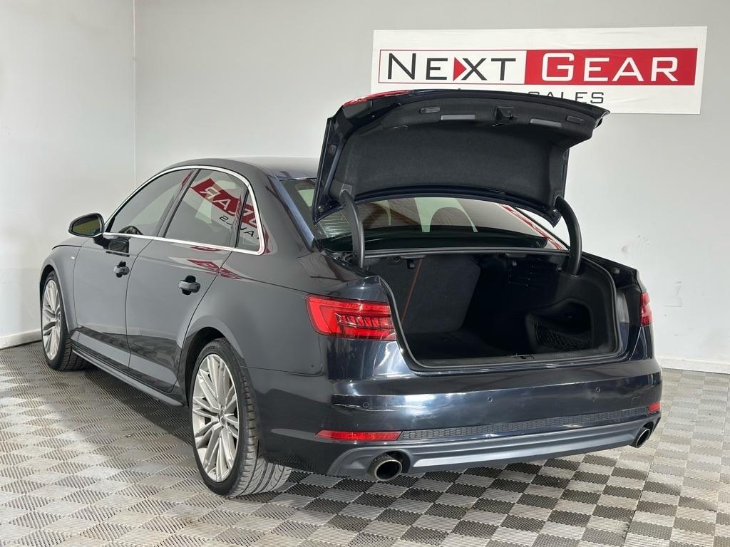 Audi A4 2.0T Premium Plus quattro Sedan 2017