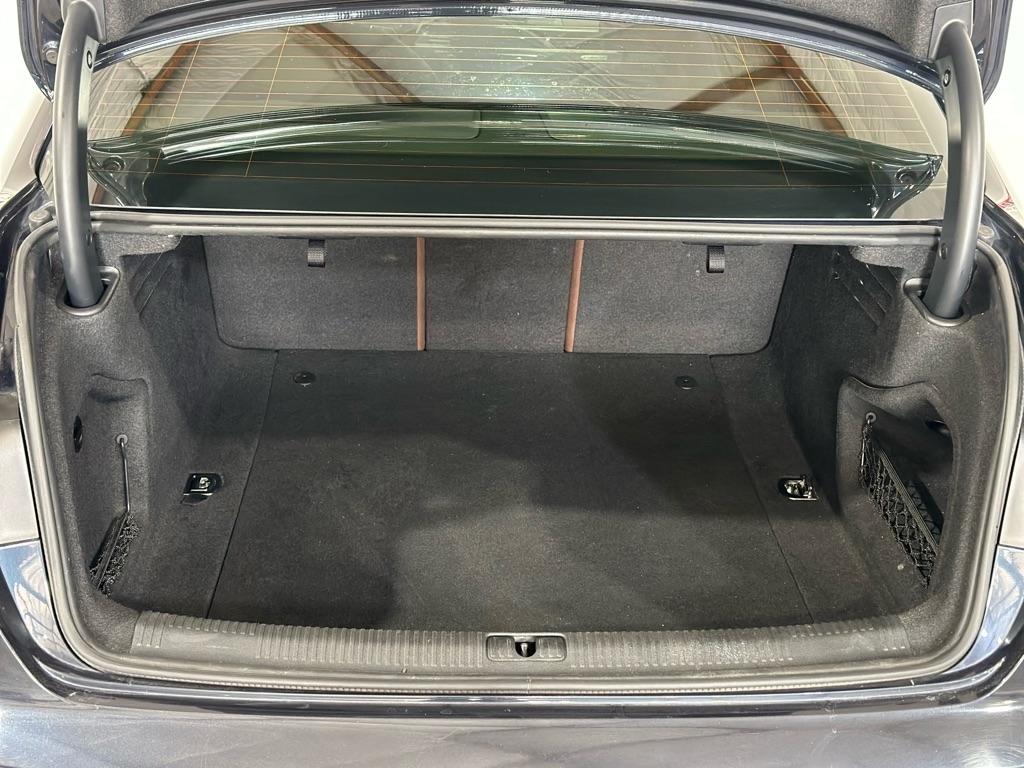 Audi A4 2.0T Premium Plus quattro Sedan 2017