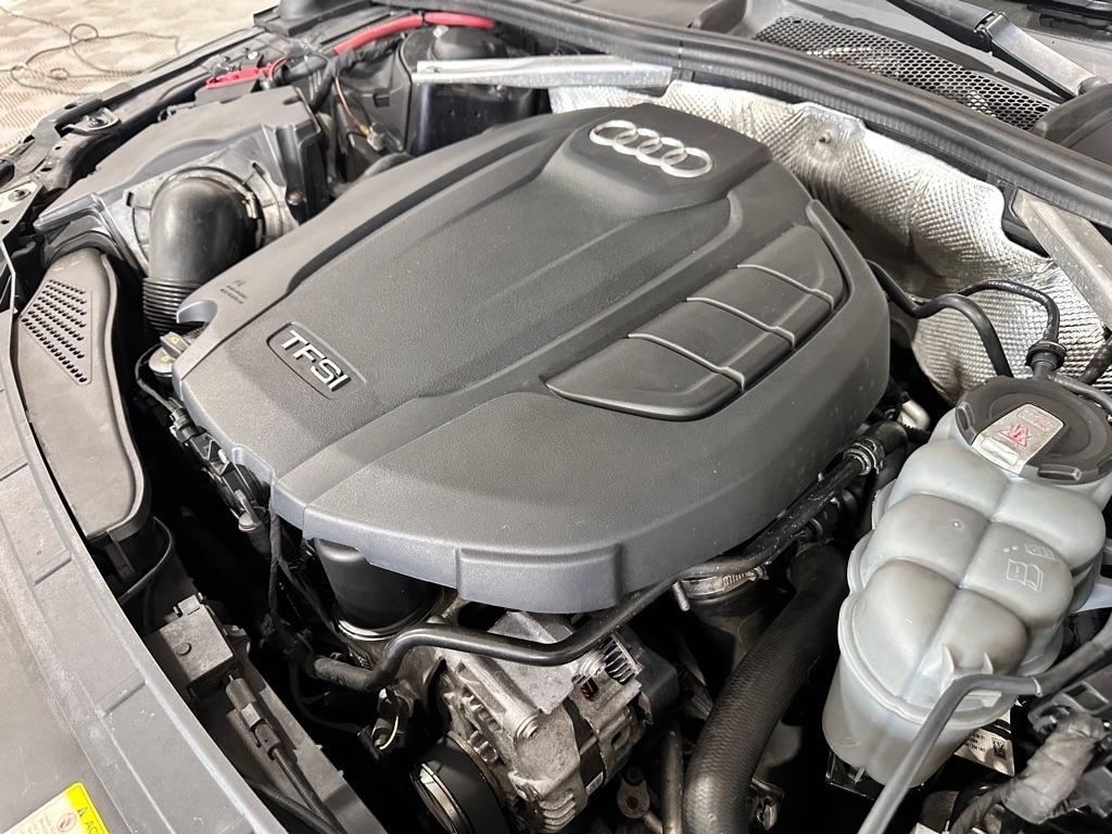 Audi A4 2.0T Premium Plus quattro Sedan 2017