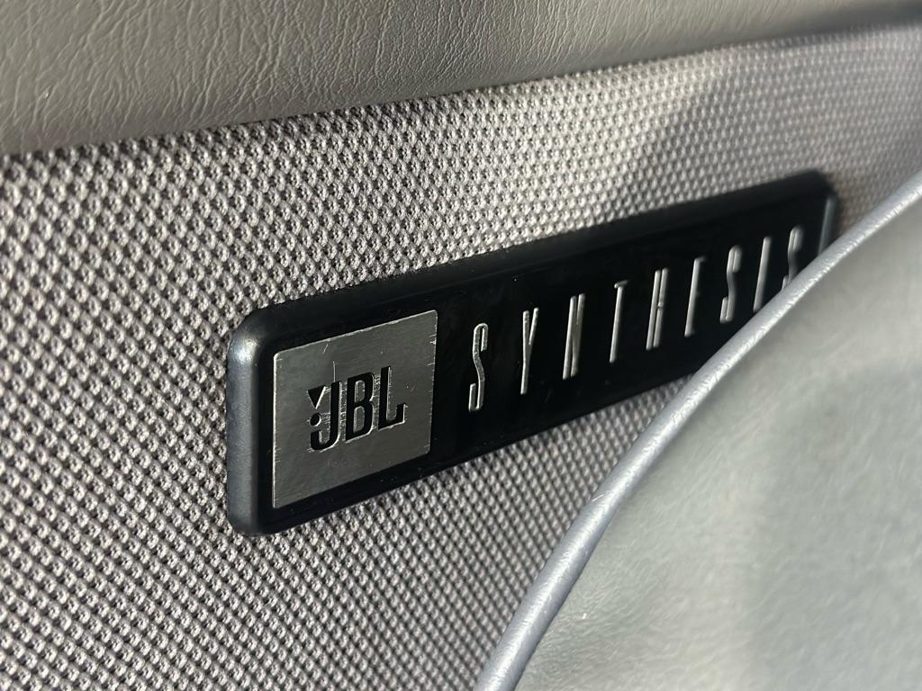 Toyota Sienna XLE FWD 2010