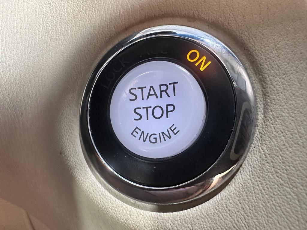 Infiniti QX50 Base AWD 2017