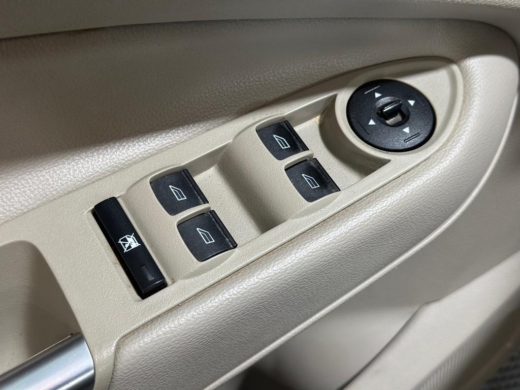 Ford Escape SE FWD 2017