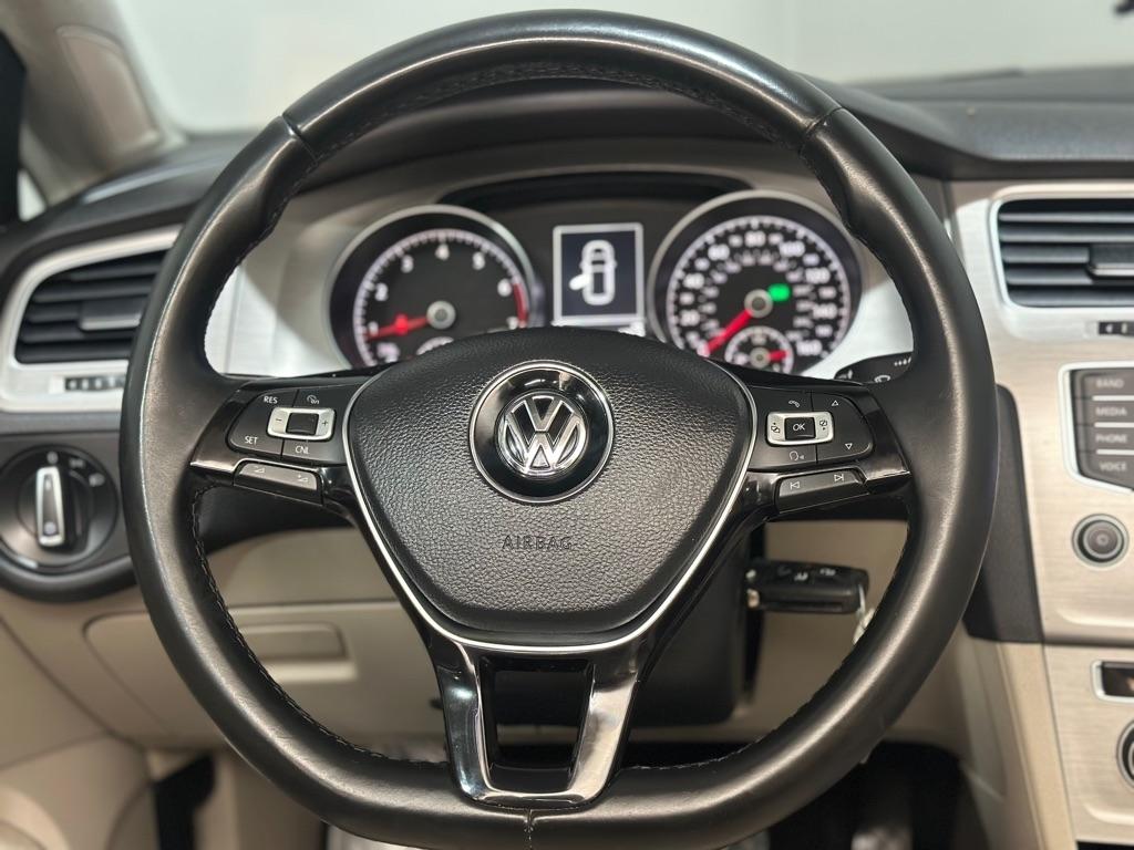 Volkswagen Golf TSI S 6A 2015