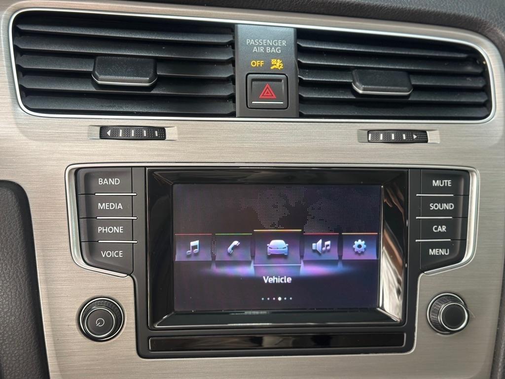 Volkswagen Golf TSI S 6A 2015