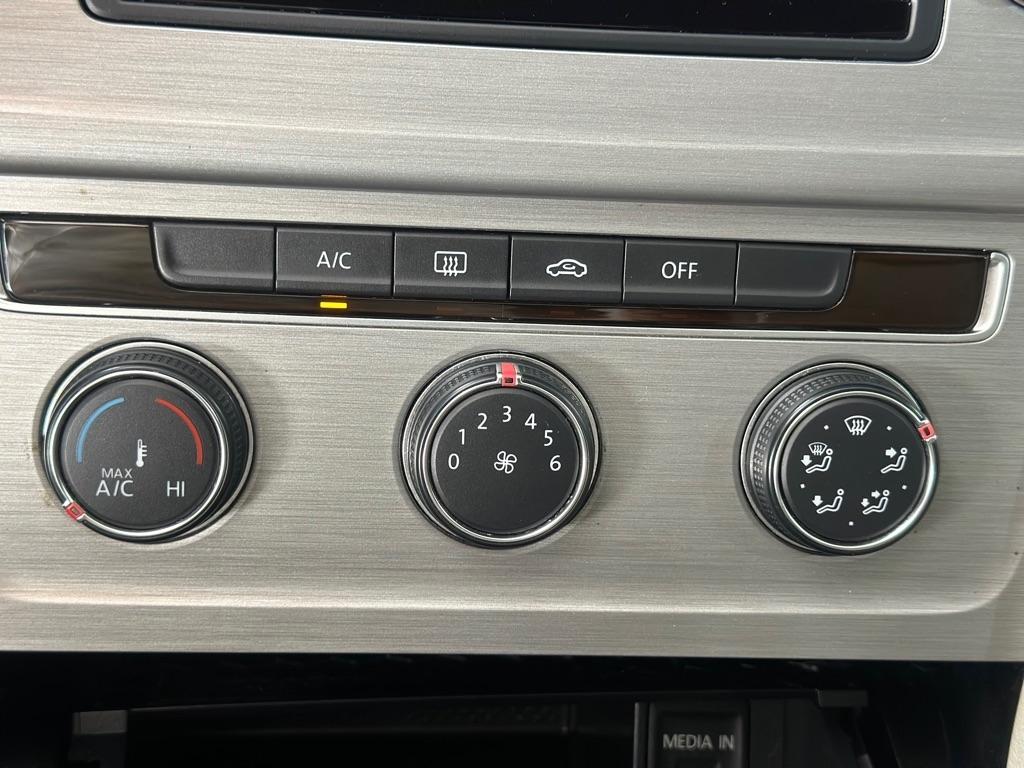 Volkswagen Golf TSI S 6A 2015