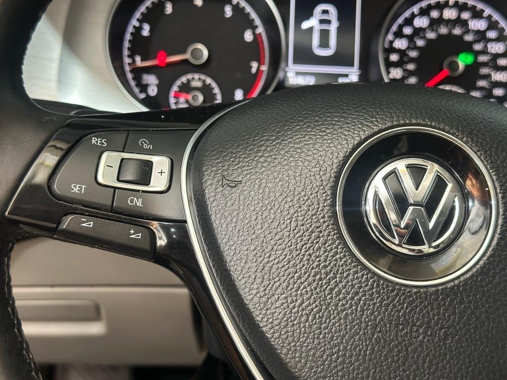 Volkswagen Golf TSI S 6A 2015