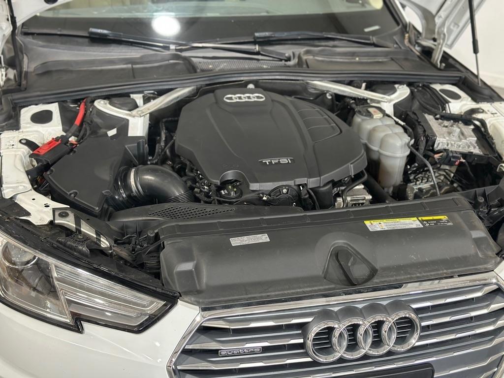 Audi A4 2.0 TFSI Premium quattro 7A 2019
