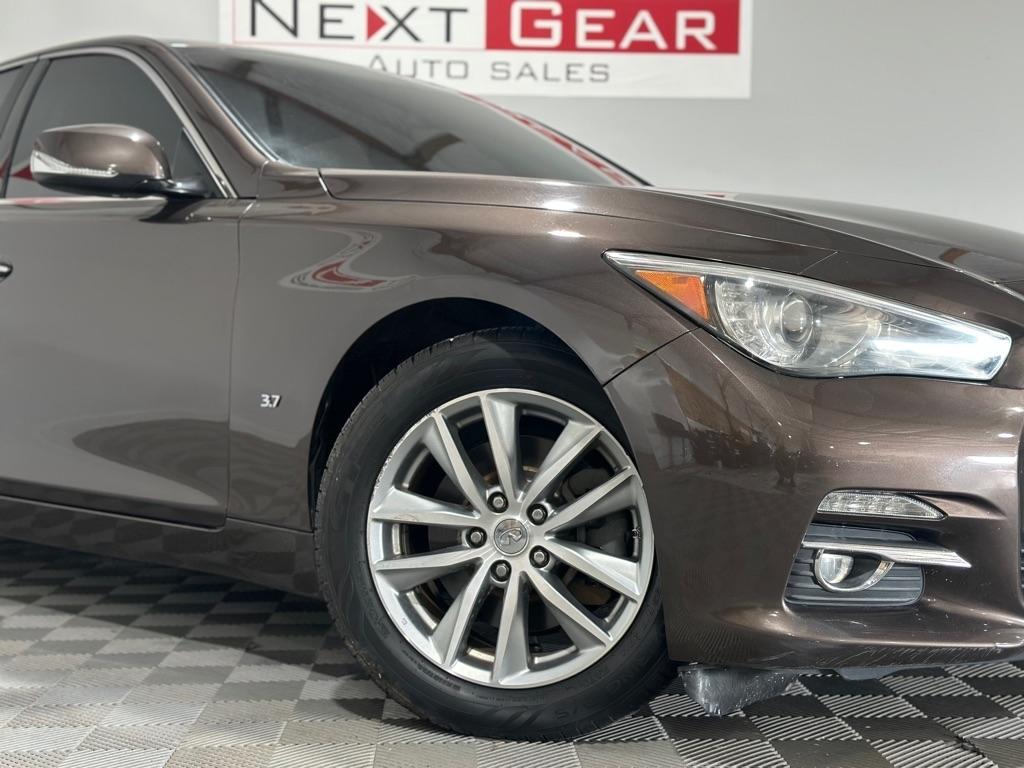 Infiniti Q50 Base AWD 2015