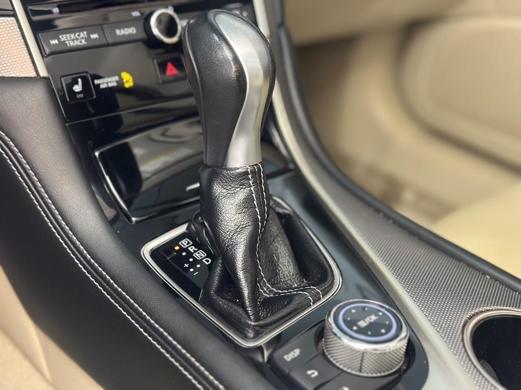 Infiniti Q50 Base AWD 2015