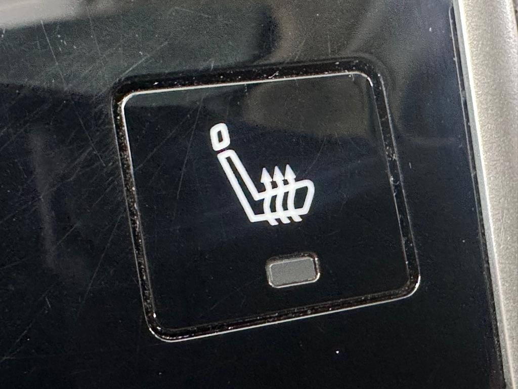 Infiniti Q50 Base AWD 2015