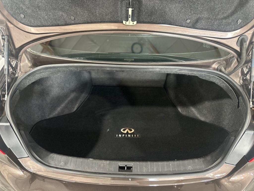 Infiniti Q50 Base AWD 2015