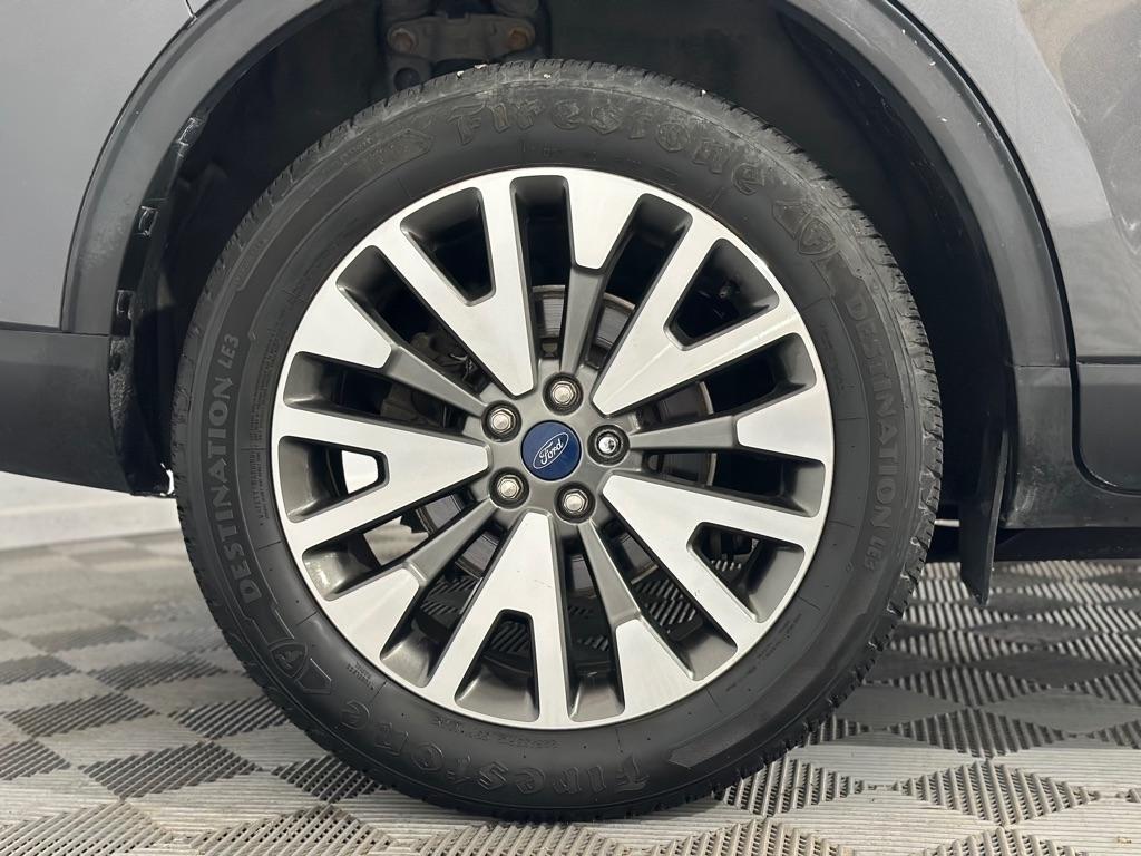 Ford Escape Titanium 4WD 2020