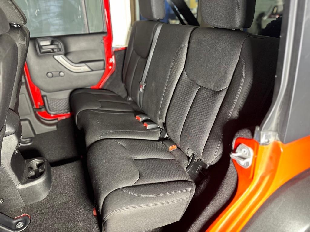 Jeep Wrangler Unlimited Sport 4WD 2015