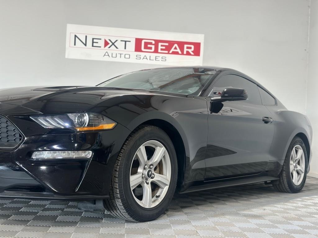 Ford Mustang EcoBoost Coupe 2018