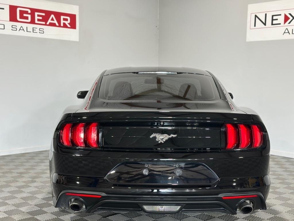 Ford Mustang EcoBoost Coupe 2018