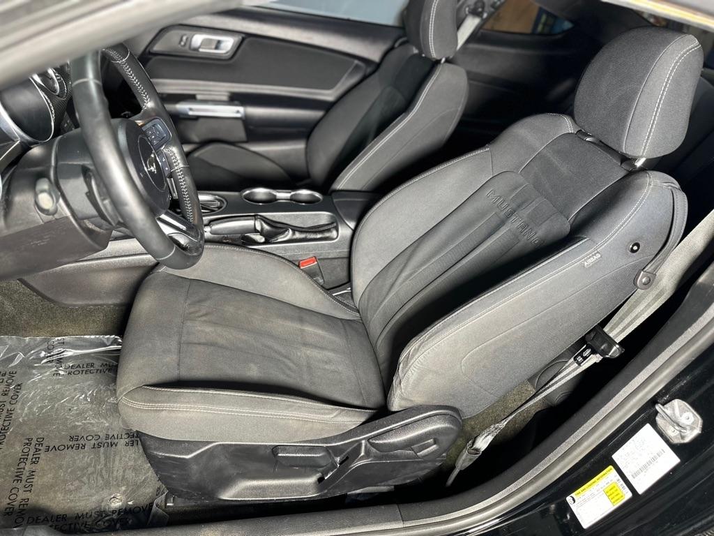 Ford Mustang EcoBoost Coupe 2018