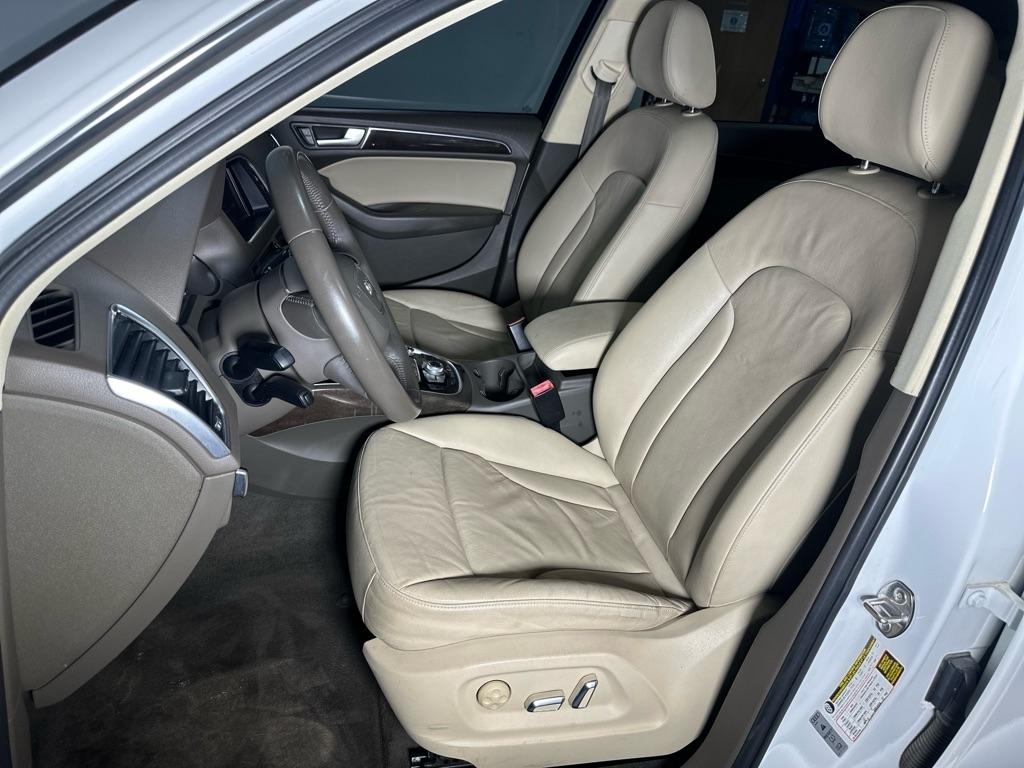 Audi Q5 2.0T Premium Plus quattro 2014