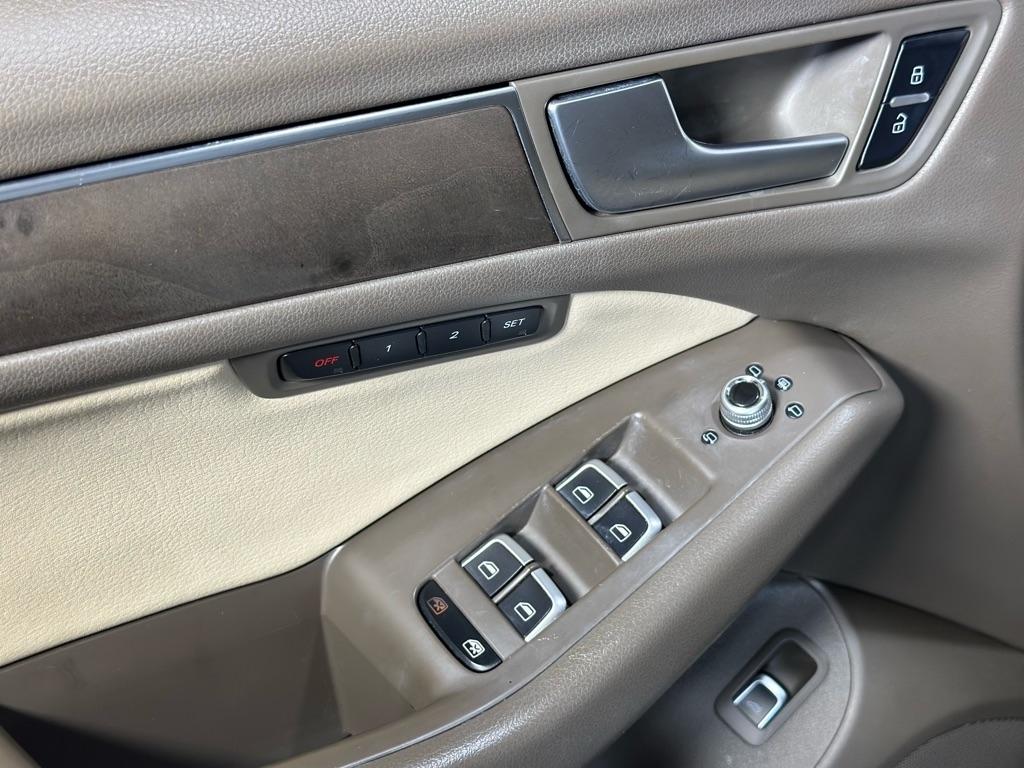 Audi Q5 2.0T Premium Plus quattro 2014