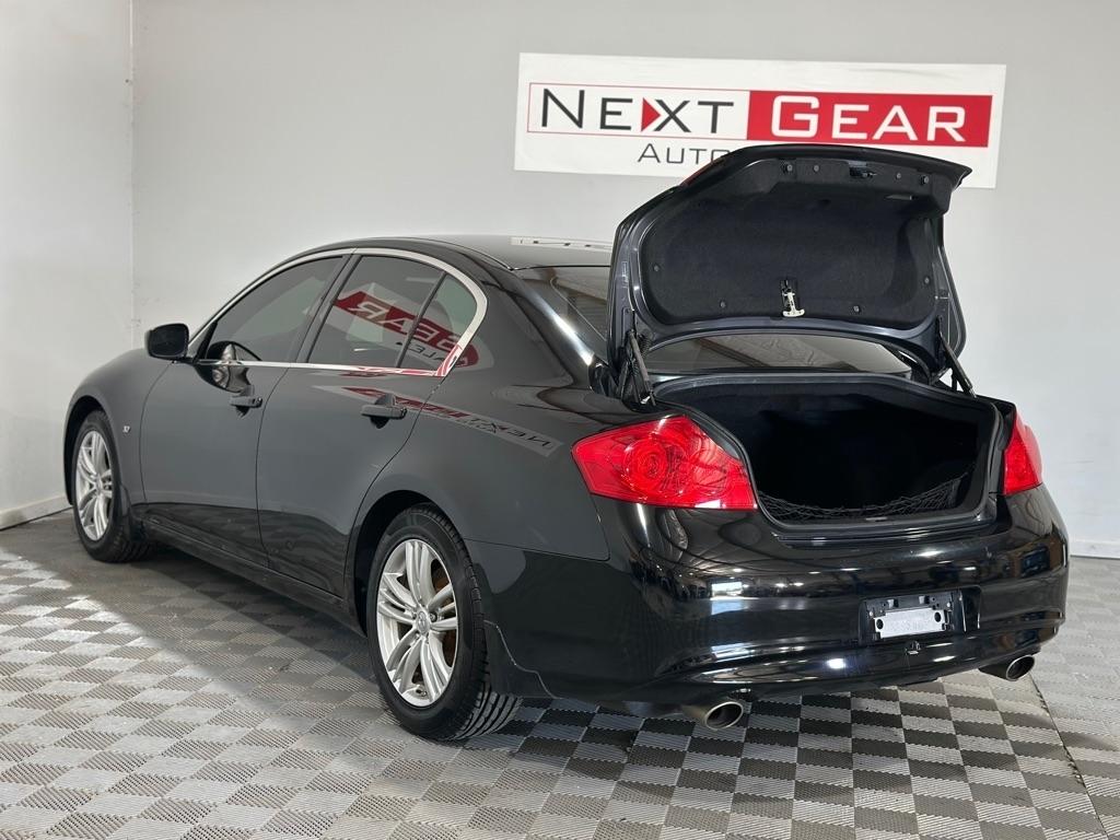 Infiniti Q40 RWD 2015