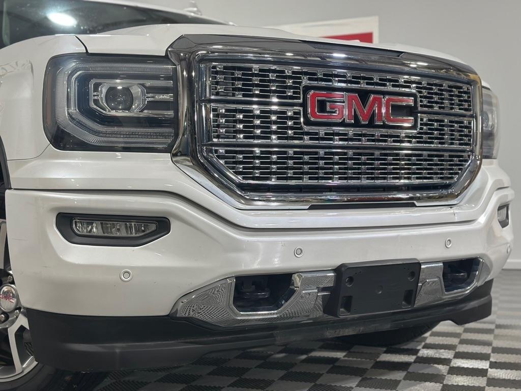 GMC Sierra 1500 Denali Crew Cab Long Box 4WD 2016