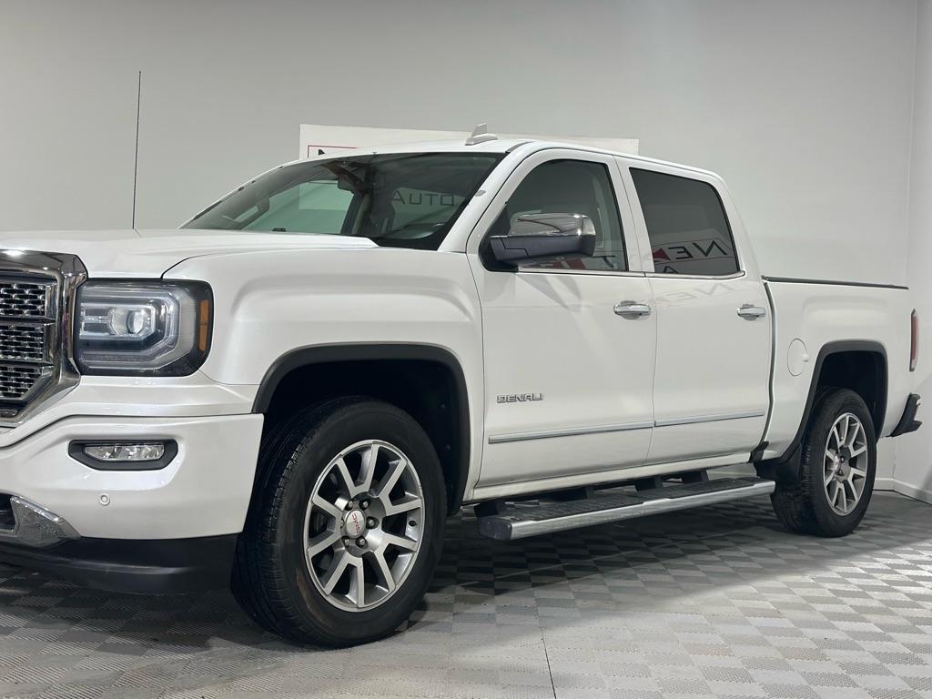 GMC Sierra 1500 Denali Crew Cab Long Box 4WD 2016