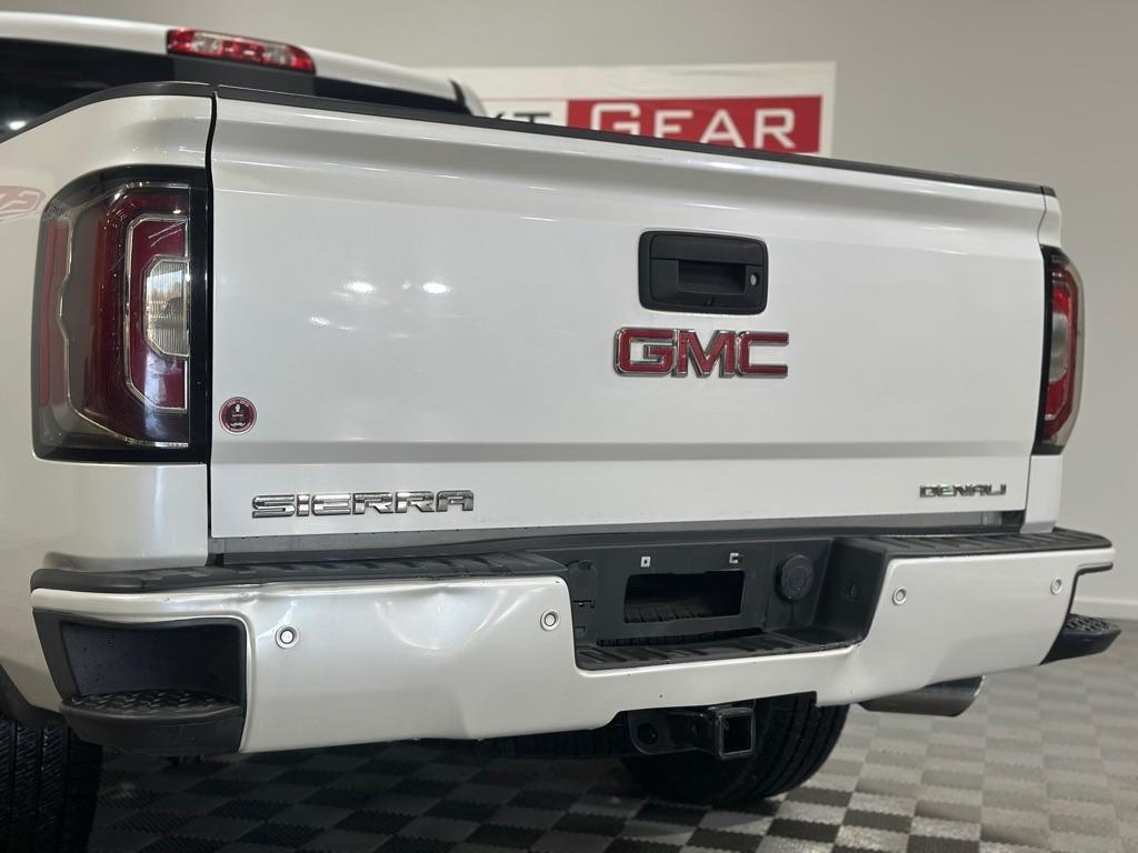 GMC Sierra 1500 Denali Crew Cab Long Box 4WD 2016