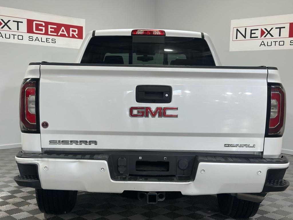GMC Sierra 1500 Denali Crew Cab Long Box 4WD 2016
