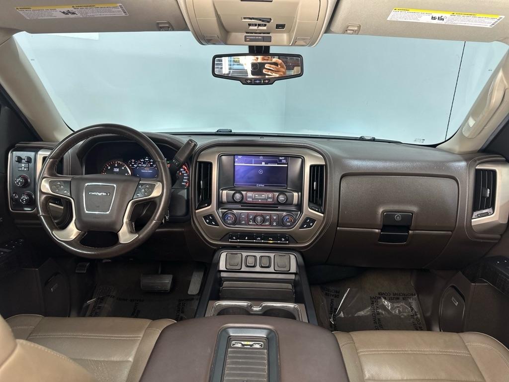 GMC Sierra 1500 Denali Crew Cab Long Box 4WD 2016