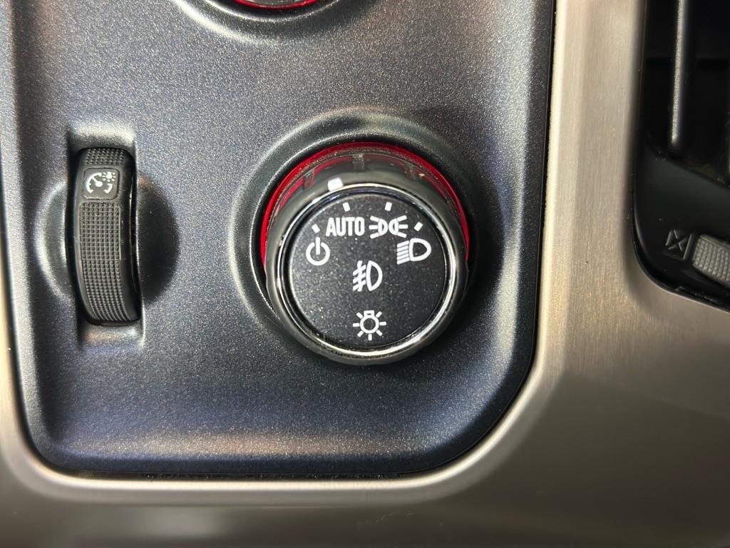 GMC Sierra 1500 Denali Crew Cab Long Box 4WD 2016