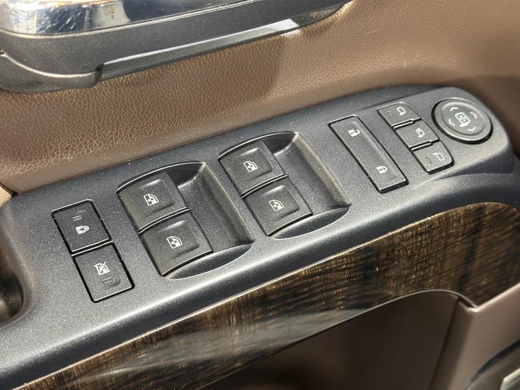 GMC Sierra 1500 Denali Crew Cab Long Box 4WD 2016