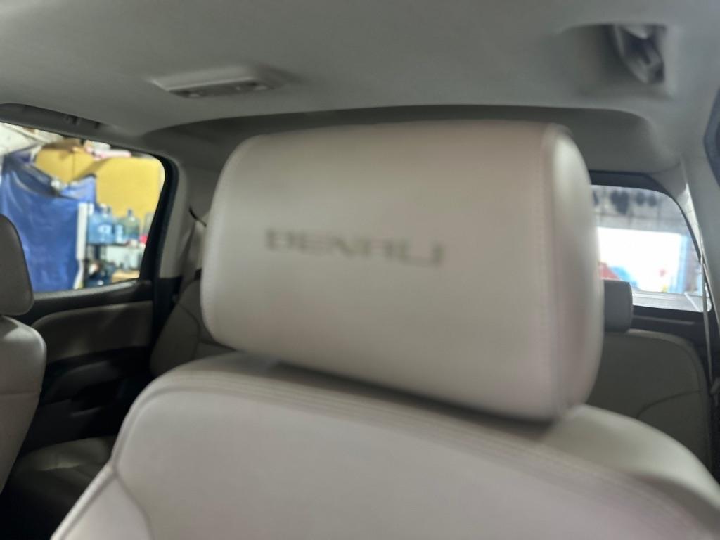 GMC Sierra 1500 Denali Crew Cab Long Box 4WD 2016